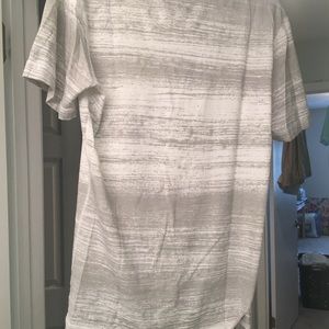 Lululemom performance shirt